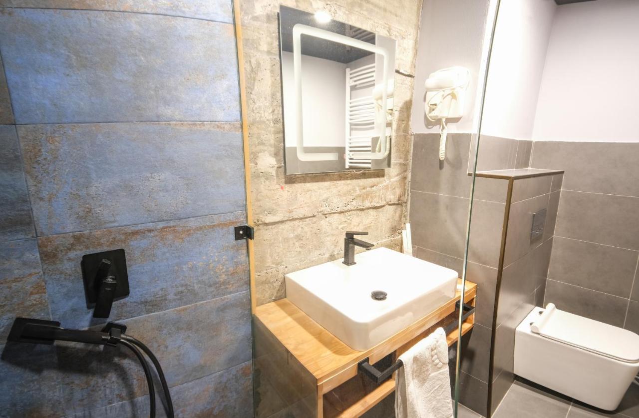 מסטיה Hotel Posta מראה חיצוני תמונה