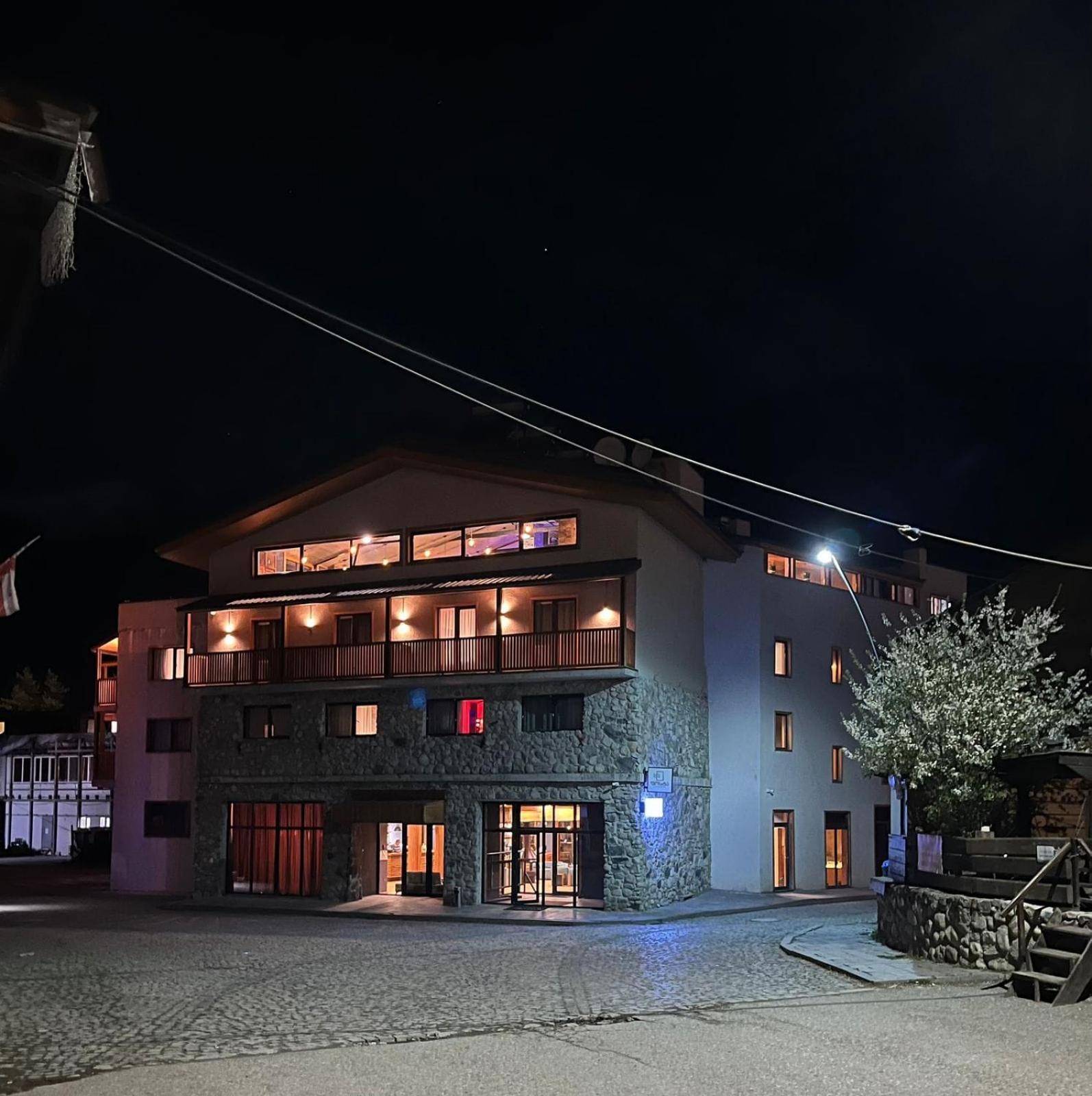 מסטיה Hotel Posta מראה חיצוני תמונה